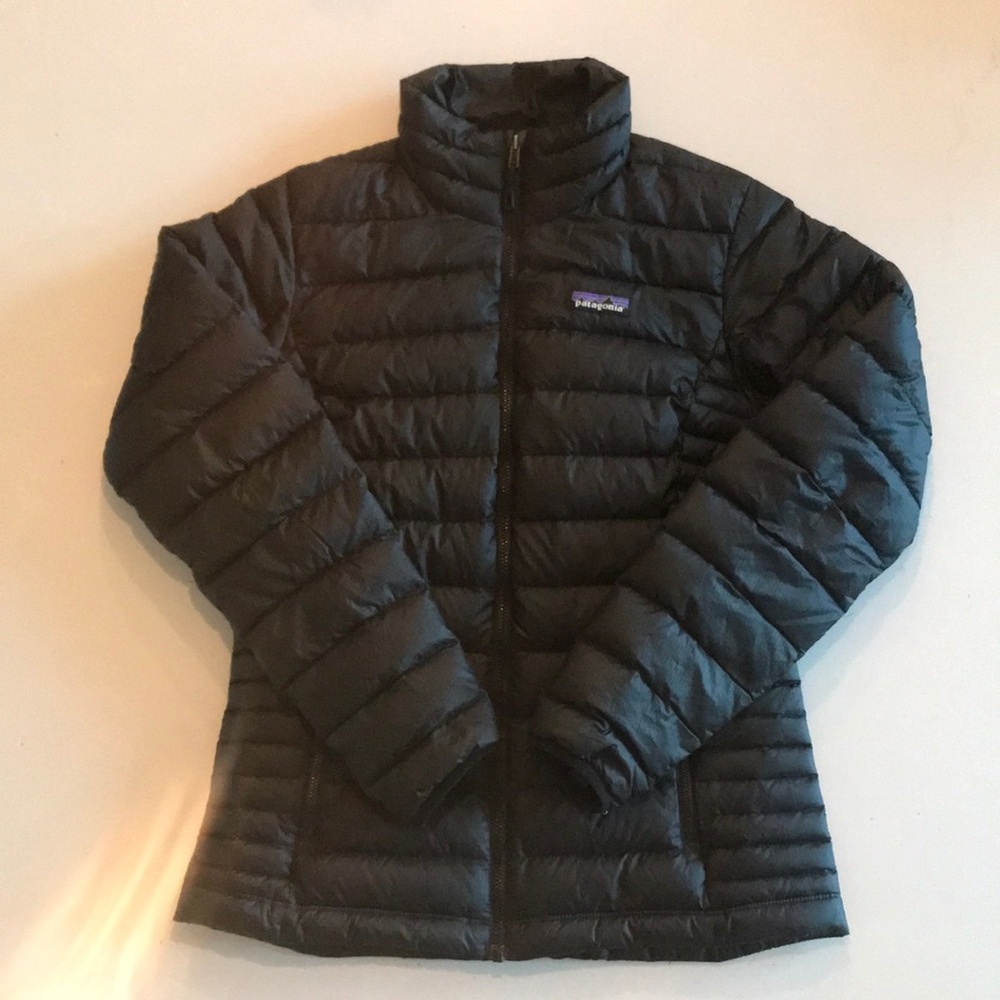 Patagonia Women’s XS Black Down Puffer Jacket